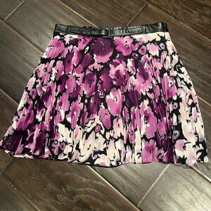 Purple flower pleated skirt